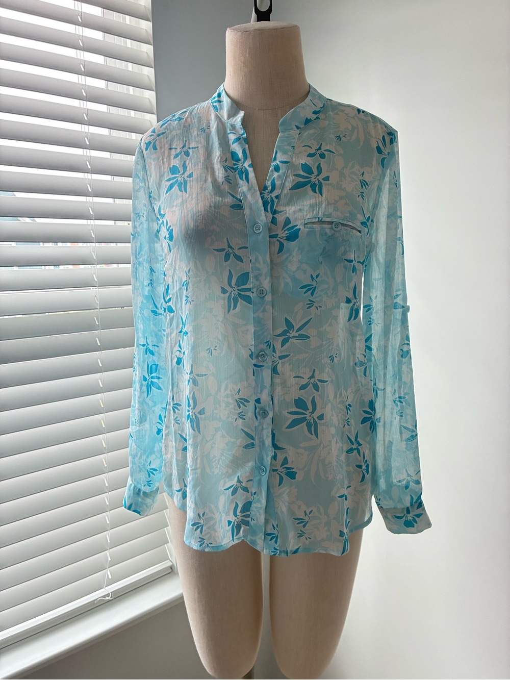 Kut From the Cloth Women's Blue Jasmine Button Down Top